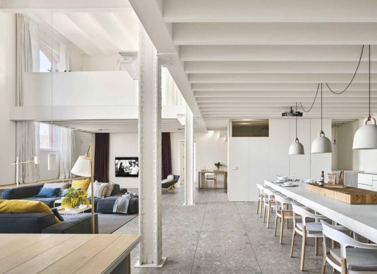 Marazzi Mystone Ceppo di Gré vloer in een open loft