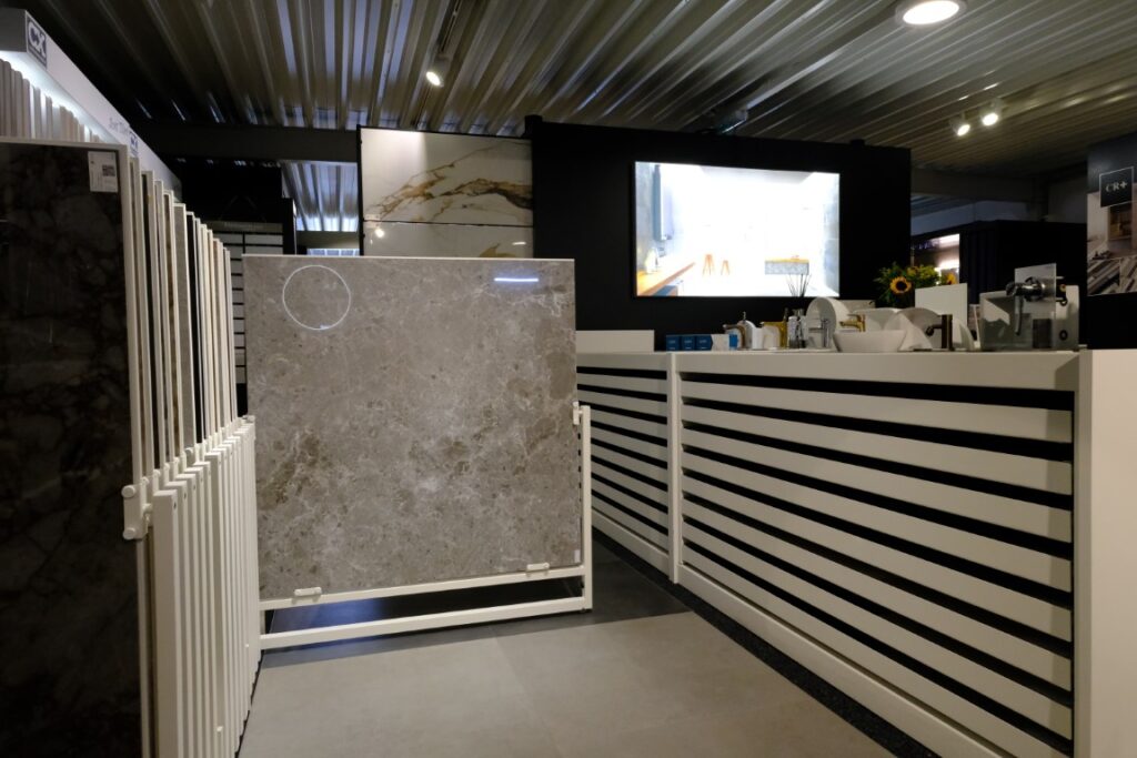 De vernieuwde showroom van Brinkman Stitselaar in Harderwijk